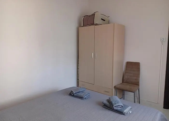 Elina House בית נופש ניקיטי
